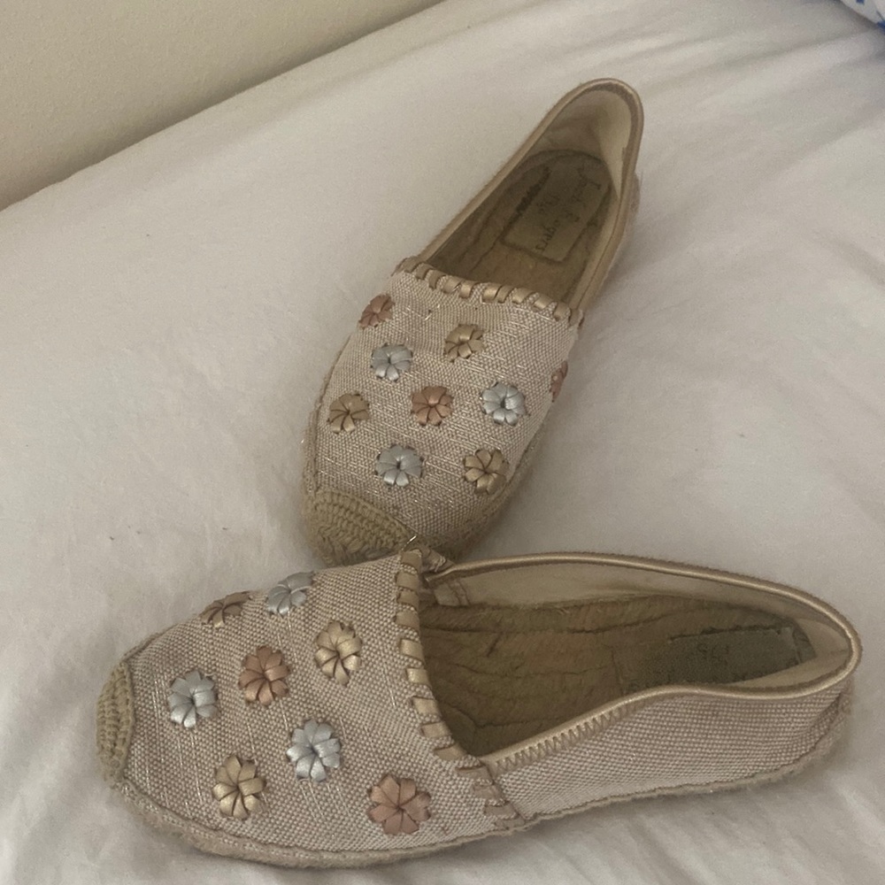 Jack Rogers slip ons